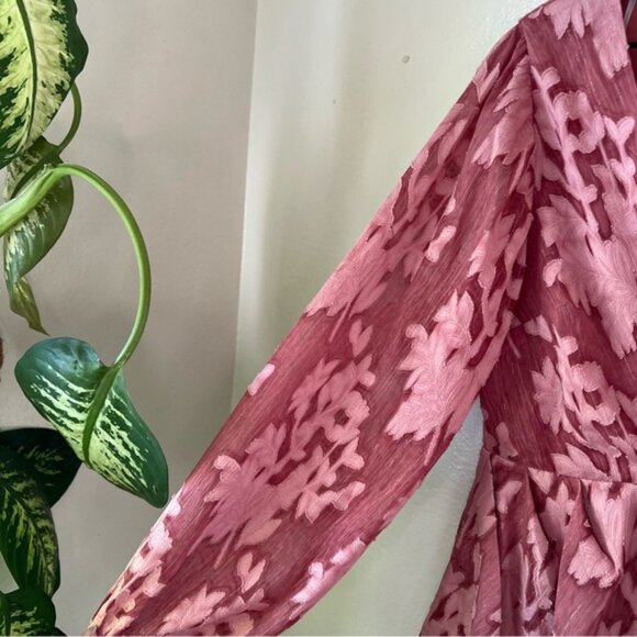 Lulus | Meant to Shine Mauve Floral Jacquard Long Sleeve Mini Dress - Picture 5 of 8